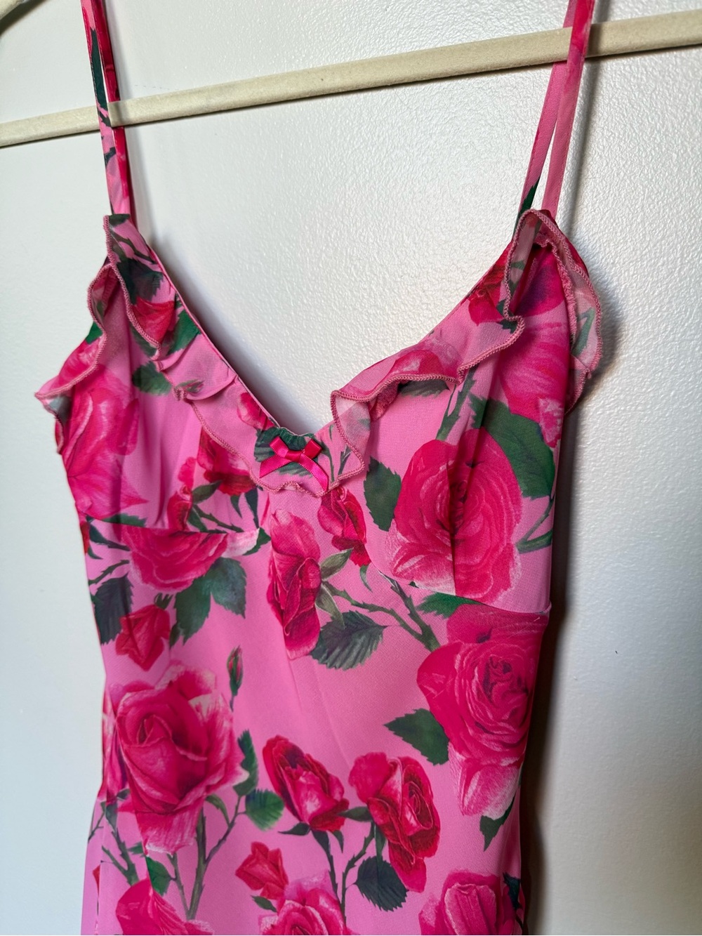 White Fox only wanted you rose floral ruffles mini dress S - Picture 4 of 6